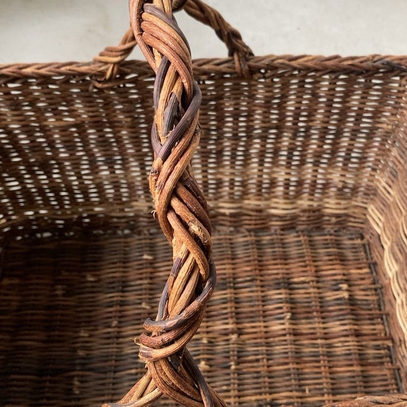 古いアケビの市場籠 made in 青森 日本製 ワンハンドルバスケット