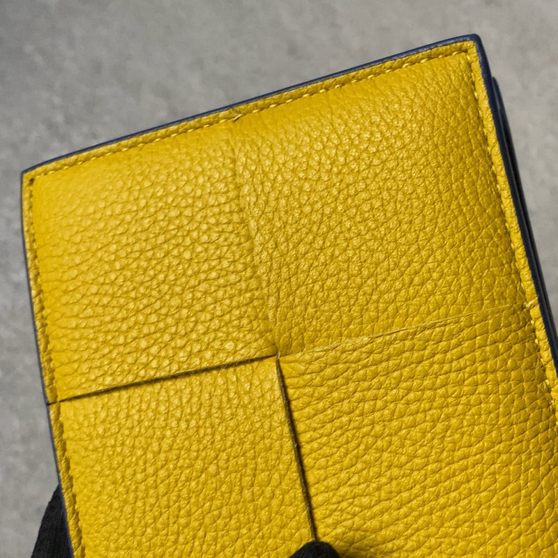 BOTTEGA VENETA ボッテガヴェネタ ビッグイントレチャート
