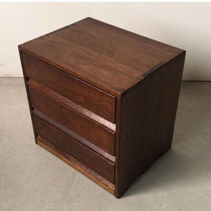 緑摘まみの楢(ナラ)材4杯小引き出し　古道具 古家具 ドロワー 無垢材 緑摘まみの楢(ナラ)材4杯小引き出し 古道具 古家具 ドロワー 無垢