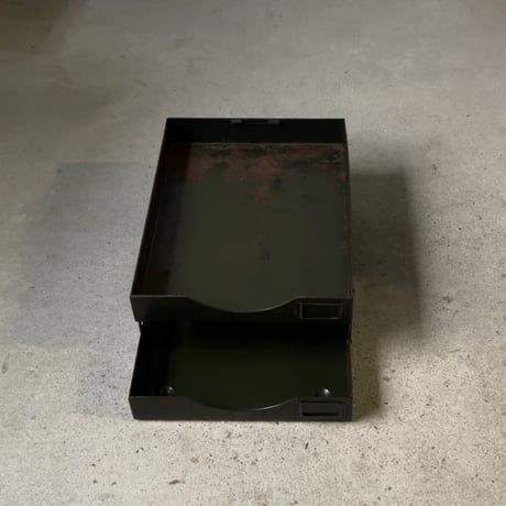カカシ ヴィンテージ スチール製2段トレー 書類トレー 書類ケース ミリタリーグリーン ダークグリーン 鉄のトレー アンティーク文具 ジャパンヴィンテージ 良品