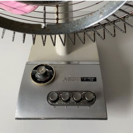 MITSUBISHI  ELECTRIC COMPAC D25E8  三菱扇風機  オールド三菱 1968年製 ヴィンテージ家電 レトロ扇風機 ピンク羽 コード内蔵可  実用品