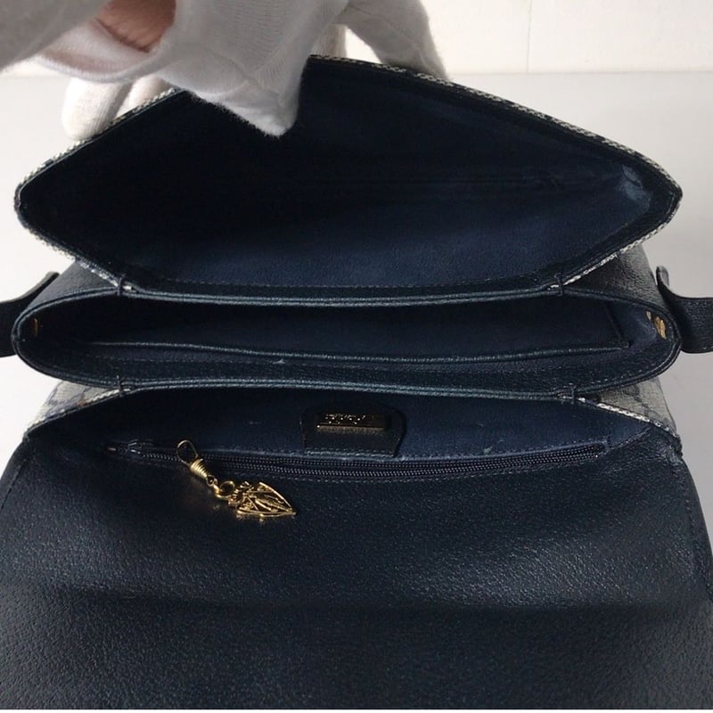 GUCCI GGキャンバス ショルダーバッグ　オールドグッチ　GUCCI GUCCI グッチ オールドグッチ コーティングGGキャンバス