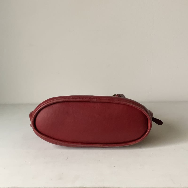 COACH 80s オールドコーチ レザーハンドバッグ 半円型 COACH 80s オールドコーチ レザーハンドバッグ 半円型