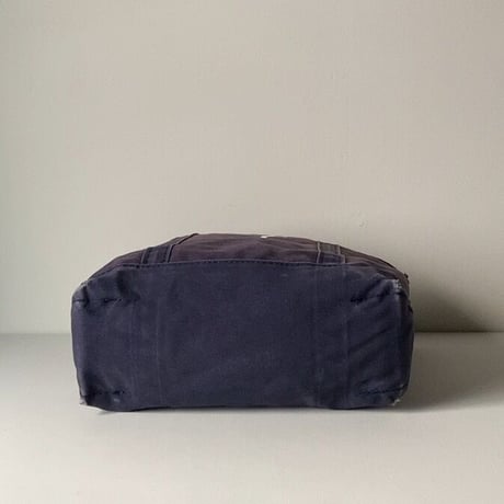 LLBean (エルエルビーン) 現行モデル ソリッド ボート&トート ミディアム トート ネイビー単色(ナス紺)  モノグラム(T) トートバッグ 鞄  made in usa
