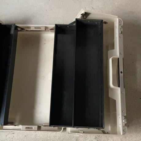KTC  ケーティーシー  オールドツールボックス  白/黒  両開き  古い工具箱 ヴィンテージボックス  グッドカラーグッドエイジング