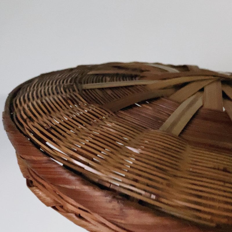 古い竹編の飯籠 めしかご 蓋付き竹籠 幅約31cm わずかな目飛びはある