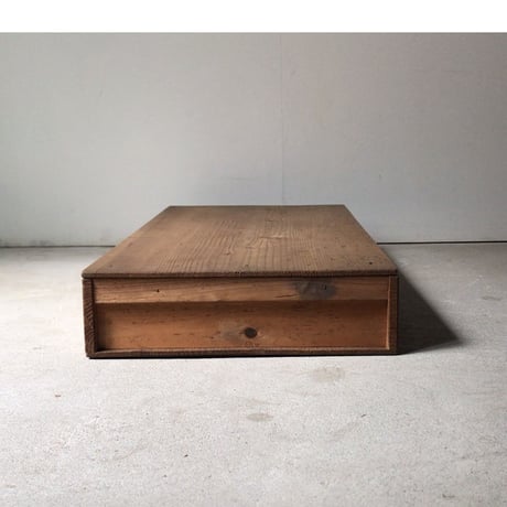 古い餅箱 無地  蓋有り　檜無垢材  アンティーク木箱 ヴィンテージウッドボックス  道具箱 美品