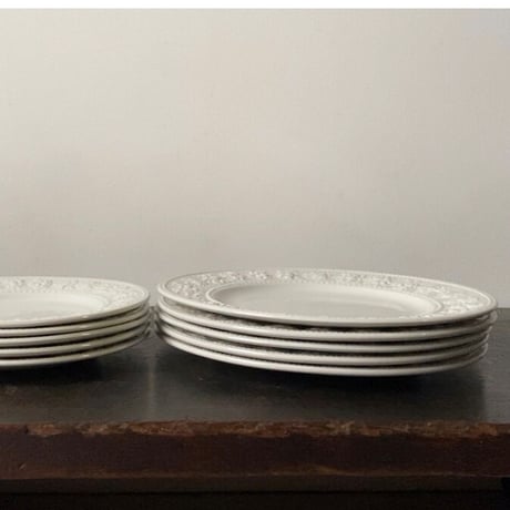 WEDGWOOD ウェッジウッド フェスティビティ(1枚の価格) プレート 27cm アイボリー 90sヴィンテージ イギリス製 made in england   ストック41枚