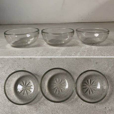 ヴィンテージ  ガラス器 菊紋様 昭和初期 気泡ガラス 深皿 小鉢 古い器 デザート器  ※3点セット