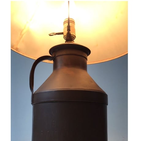 アンティーク デスクランプ     鉄製ボトルランプ