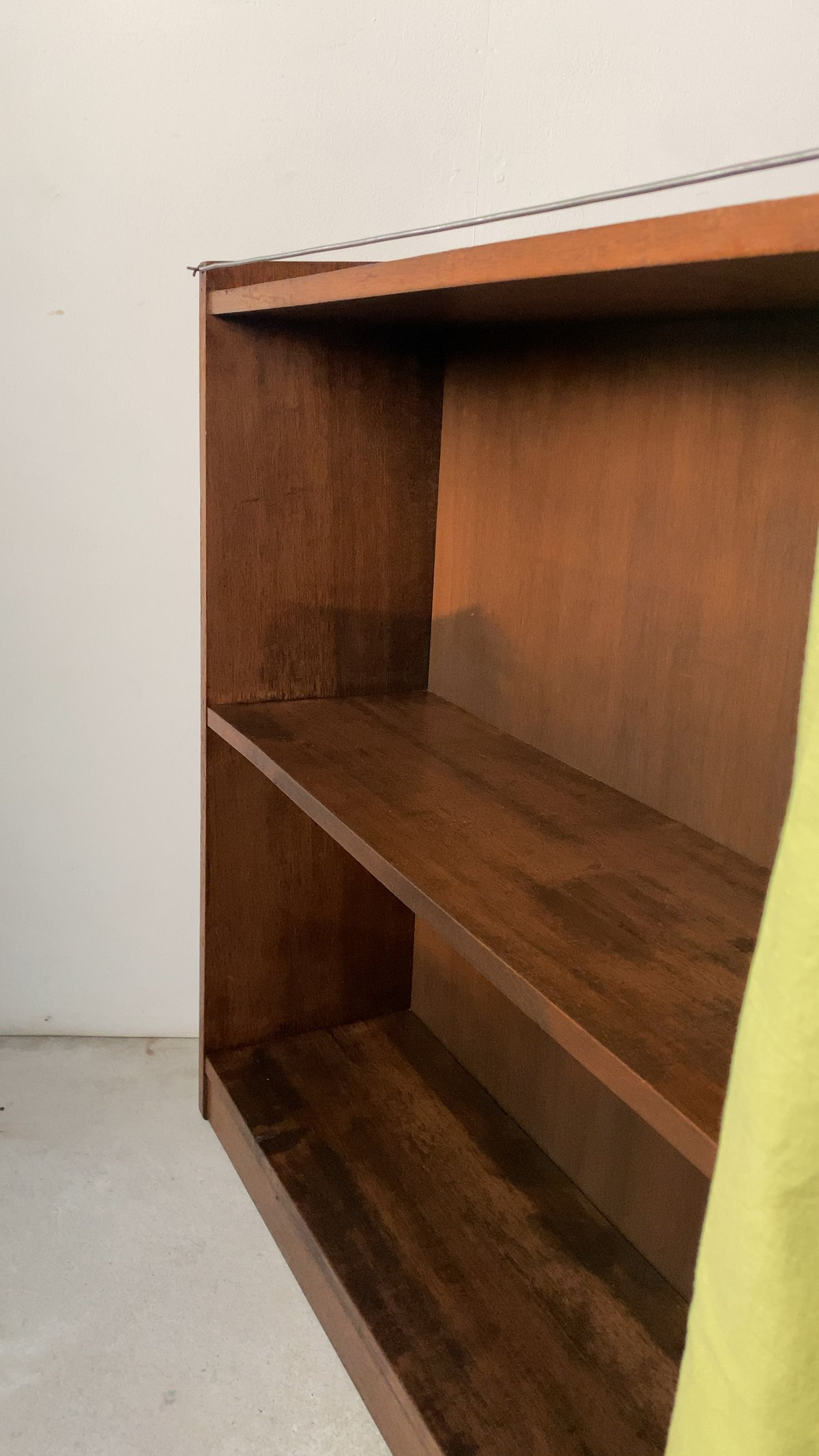 アンティーク 木製本棚 木製無垢材+カーテン付きブックスタンド 飾り棚