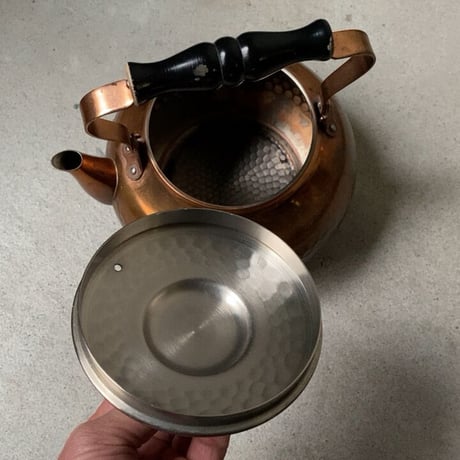 copper 100 home ware  新光金属製 ヴィンテージコッパーケトル  2L  純銅やかん 木製黒持ち手＋黒摘み グッドエイジング
