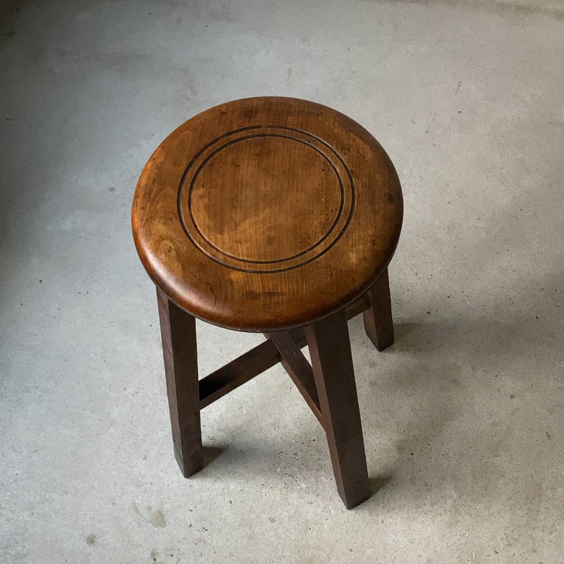 アンティーク丸椅子 広葉樹座面 二重円彫 木肌・木目・艶感良好 古い木