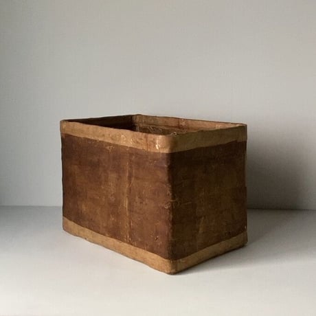 古い一閑張りの道具箱  32cm  竹籠＋紙＋柿渋  深型  古箱  古道具  昭和期