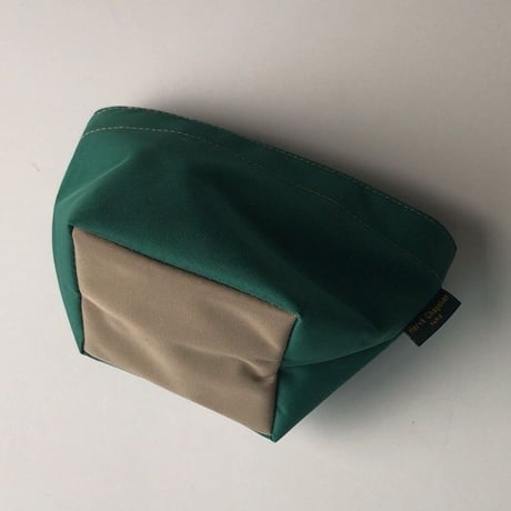 Herve Chapelier エルベシャプリエ  927N  グリーン/グレージュ  ナイロン舟型ポーチM　コスメ 化粧ポーチ 中古品