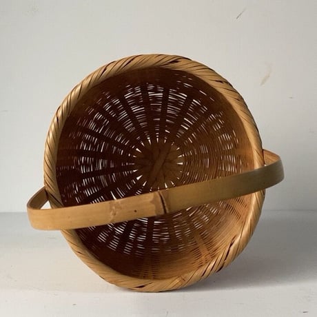 筒型持ち手付竹籠  22cm ワンハンドル竹編みかご  手提げカゴ 白木 竹細工 工芸品  手仕事 クラフト  木べら立て 屑籠  ほぼ完品