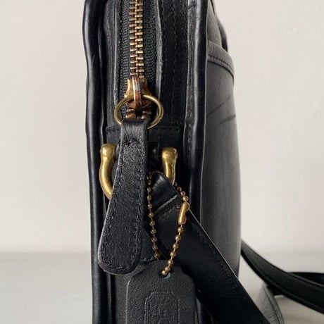 COACH オールドコーチ レザー ミニショルダーバッグ No.J6M-9973  グローブレザー ブラック 真鍮金具 ヴィンテージバッグ made in USA