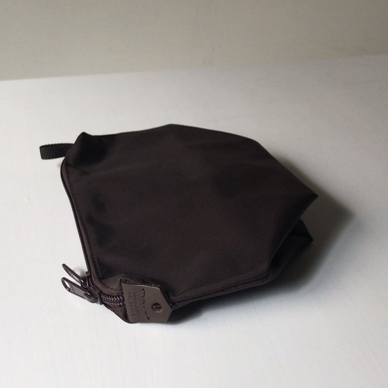 Herve Chapelier エルベシャプリエ トラベルポーチS モカ 2785N