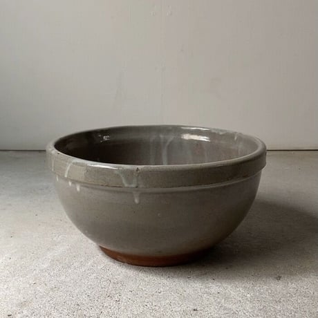 古いこね鉢(ストーンウェアB) 幅約26cm シンプル大鉢 巨大ボウル 荒い目跡 小ぶり メダカ鉢 水栽培 ビオトープ