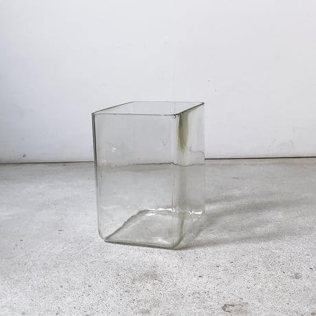 アンティーク ガラス器 幅約17.5cm 立方体 オールド金魚鉢 ベタ鉢 メダカ鉢 水草鉢 気泡ガラス ゆらゆらガラス 古い硝子