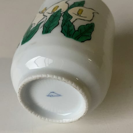 深川製 六花亭の湯呑と紙袋2点(大小) 坂本直行 さかもと なおゆき 画家 作  ミズバショウ 花の絵  深川製磁 富士流水のマーク  オールド深川 北海道名菓