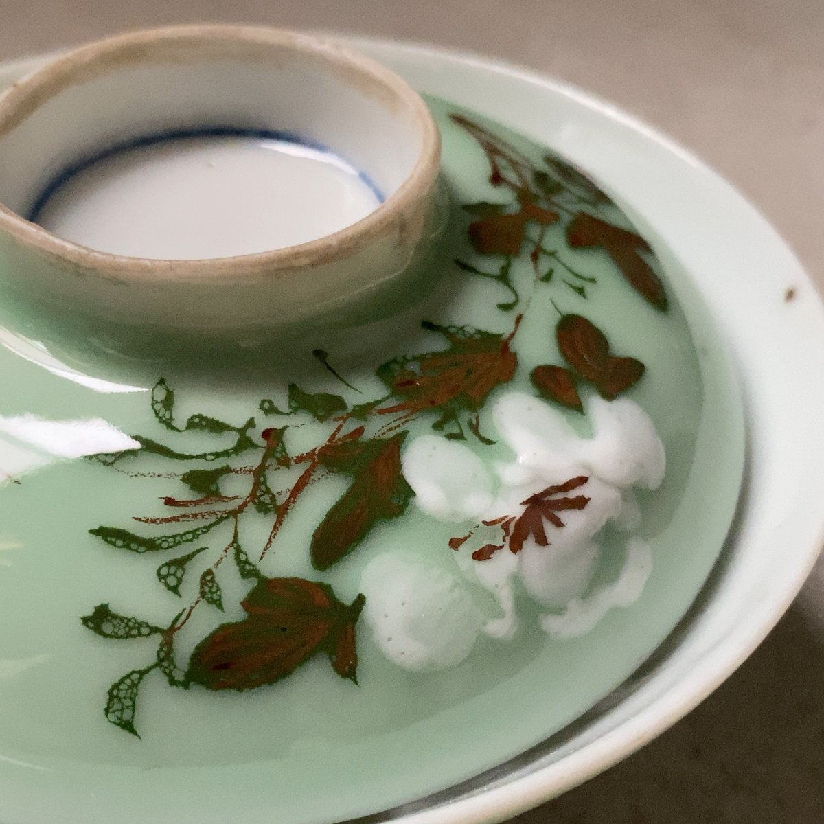 古い中国の蓋茶碗(飯椀) 5客セット 花紋様 青磁色磁器