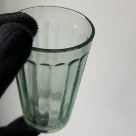 昭和期アンカーグラス グリーン 小サイズ 高さ約9cm SGF刻印~○A刻印 瓶ビール用グラス シンプルデザイン 気泡ガラス ヴィンテージグラス