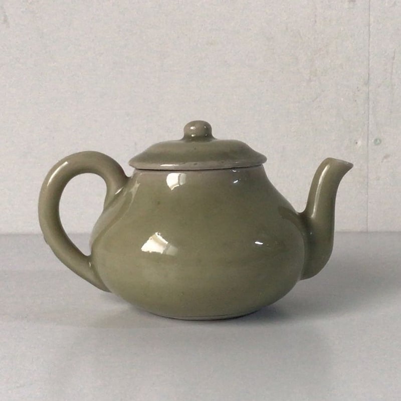 <専用です>英国アンティーク⭐️ティーポット シュガーポット ミルクポット3点 専用です>英国アンティーク⭐️ティーポット シュガーポット ミルク