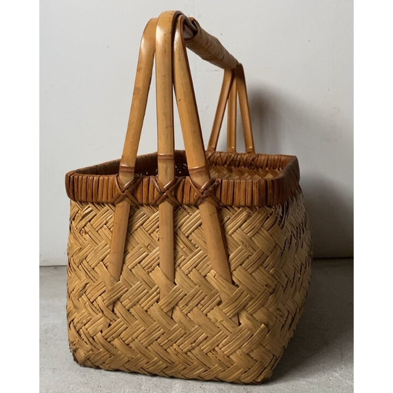 1970s古い竹網の瓶籠 市場籠 ワンハンドルカゴ 岡持籠 程良い飴色 3又