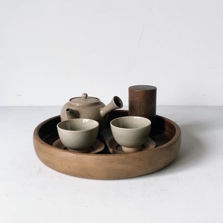 昭和30年 木製 くり抜き盆　小さめサイズ約26cm 木工 工芸品 木製無垢材 民藝 番茶 煎茶 丸盆 キッチンツール