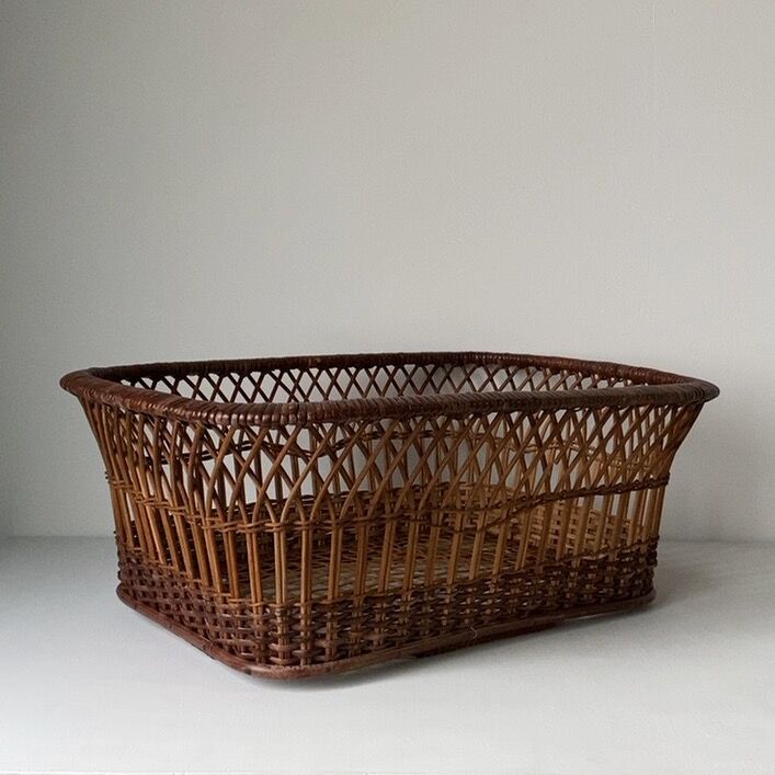 あけび　籠 特大 かご バスケット　古民具　脱衣籠　vintage　蔓　大きい あけび 籠 特大 かご バスケット 古民具 脱衣籠 vintage 蔓 大きい