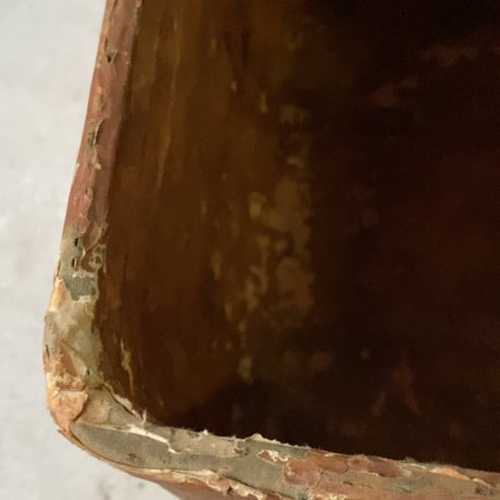 一閑張り 丸みを帯びた四角い蓋付きの箱  古い紙貼りの箱 竹編み 柿渋 道具箱 昭和期 戦前 古道具