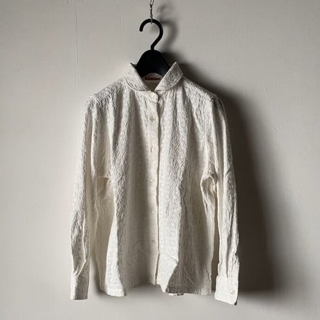 BOHEMIANS  ボヘミアンズ   総刺繍  花柄  ボタンシャツ ラウンドカラー サイズ 2  白シャツ 中古美品