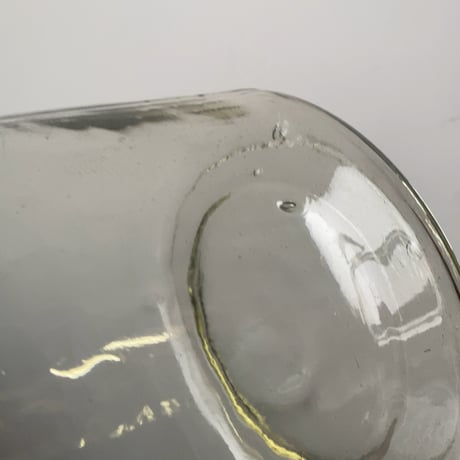 アンティーク大型蓋付ガラスポット 高さ蓋込33cm 円柱型蓋付 古い硝子の保存瓶 金魚鉢 ベタ鉢 メダカ鉢 プレスガラス 昭和初期 ゆらゆら気泡ガラス