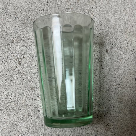 昭和期アンカーグラス グリーン 小サイズ 高さ約9cm SGF刻印~○A刻印 瓶ビール用グラス シンプルデザイン 気泡ガラス ヴィンテージグラス
