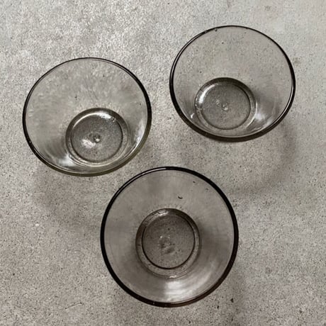 ヴィンテージ ガラス器 昭和初期 グレーベース ゆらゆら 気泡 硝子 デザート器 かき氷器 小鉢 古い器 モダンデザイン 完品  ３点セット4500円