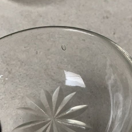 ヴィンテージ  ガラス器 菊紋様 昭和初期 気泡ガラス 深皿 小鉢 古い器 デザート器  ※3点セット