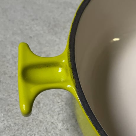 Le Creuset  ル・クルーゼ   ”Mama”シリーズ  ココットロンド 17 ママシリーズ  オールドルクルーゼ フランス ヴィンテージ  箱フラッシャー側面シール有り デッドストック