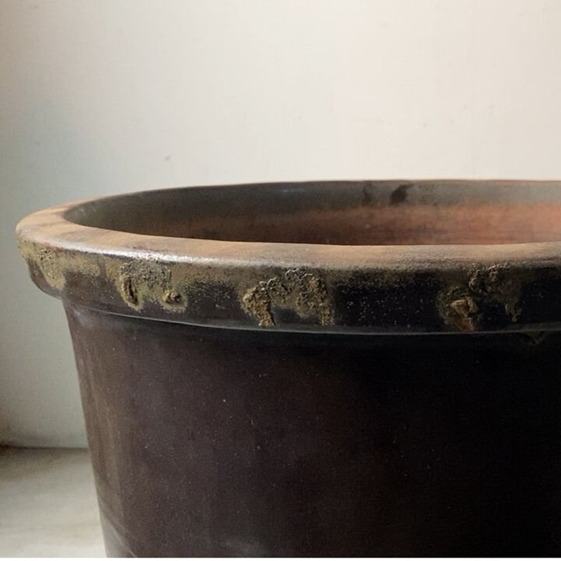 古い特大甕 民藝甕 (高さ約51cm幅約49cm) メダカ鉢 金魚鉢 睡蓮鉢