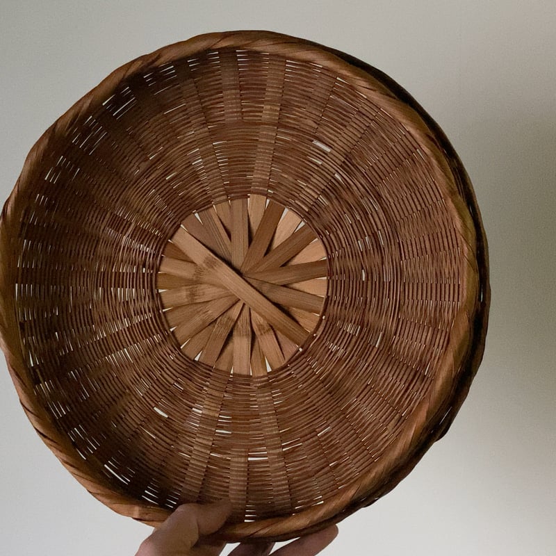 古い竹編の飯籠 めしかご 蓋付き竹籠 幅約31cm わずかな目飛びはある