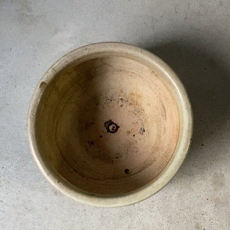 古い火鉢 33cm 茄子型 持ち手 足付き メダカ鉢 水栽培器 睡蓮鉢 ビオトープ鉢 ガーデニング 絞り釉 重ね掛け釉 二重掛け釉薬  堤焼き 古甕