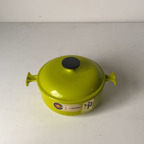 Le Creuset  ル・クルーゼ   ”Mama”シリーズ  ココットロンド 17 ママシリーズ  オールドルクルーゼ フランス ヴィンテージ  箱フラッシャー側面シール有り デッドストック