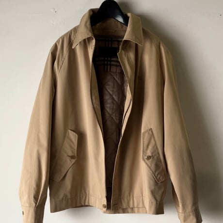 BURBERRY LONDON バーバリーロンドン キルティングライナー付き スイングトップ ベージュ 刺繍ロゴ ノバチェック ユーズド 中古 イギリス古着 美品範疇