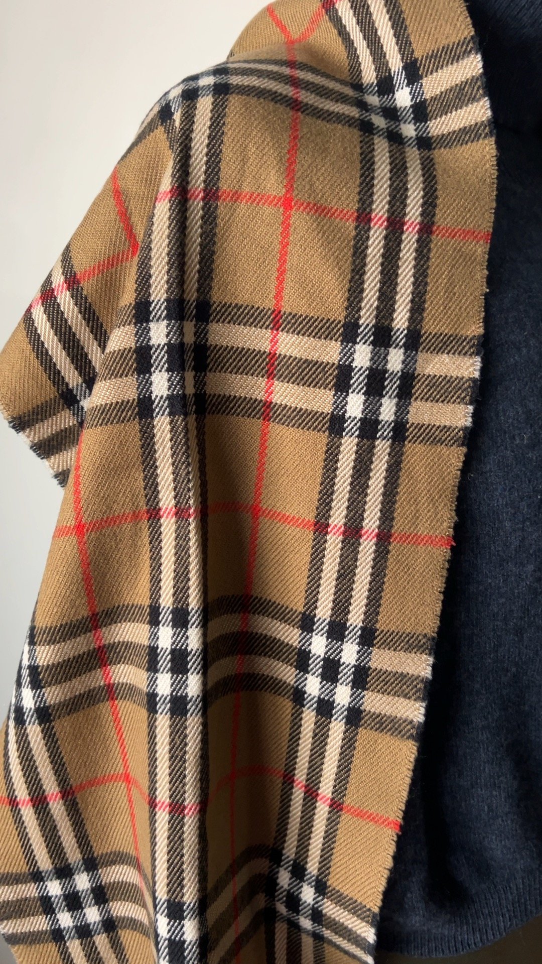 BURBERRYS バーバリーズ LAMBSWOOL 100% ラムウール マフラー BURBERRYS バーバリーズ LAMBSWOOL 100% ラムウール マフラー