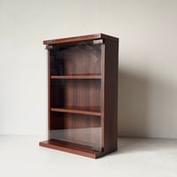ヴィンテージ ガラスと木製台の文具什器 筆 鉛筆etc の店舗備品 陳列棚