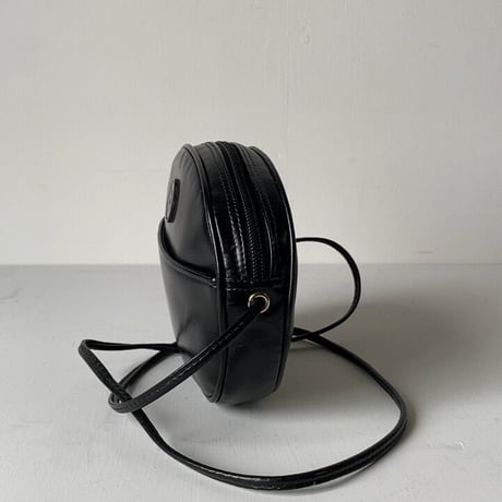 VALENTINO オールドヴァレンチノのミニミニショルダーバッグ 幅約19cmの小さめポシェット ヴィンテージバレンチノ