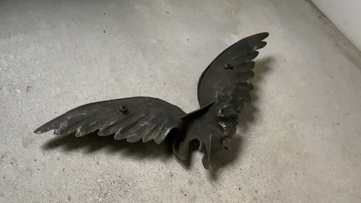 古いアルミの鳥 壁飾り 壁掛け ウォールバード 鷹 鷲 猛禽類