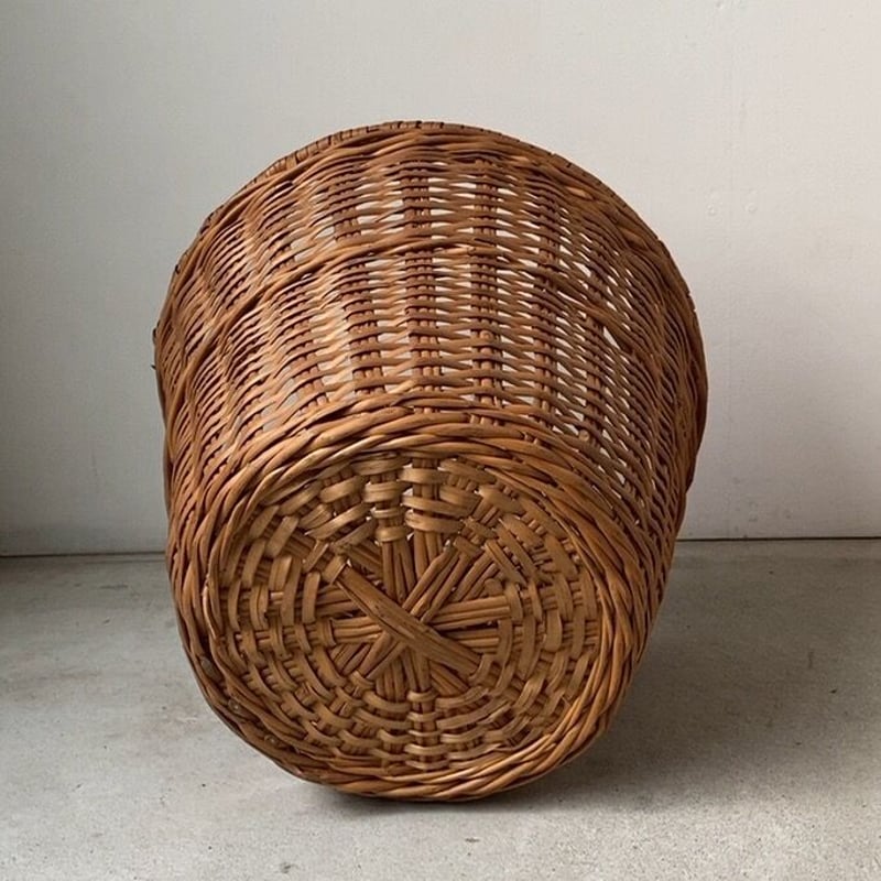 ラタンの古籠 大籠40cm 無塗装のナチュラル材 籐編み ランドリー