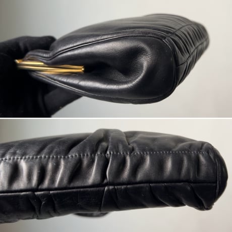 古いレザーのハンドバッグ  スムースラムレザー 羊革 ブラック ゴールド金具 がま口型 ストーン装飾 ヴィンテージバッグ  中古美品