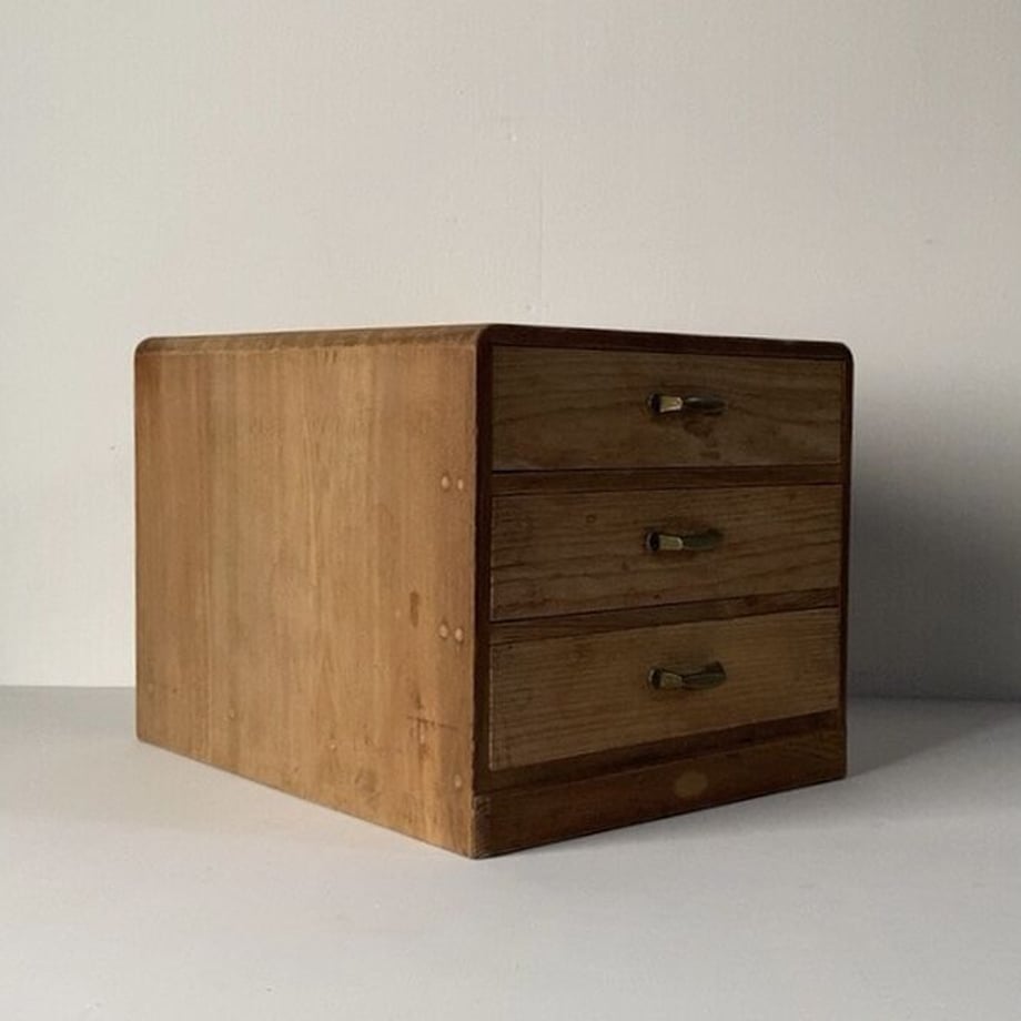 美品欧州レトロデザインオーク良杢古金具組木細工小引き出し5段